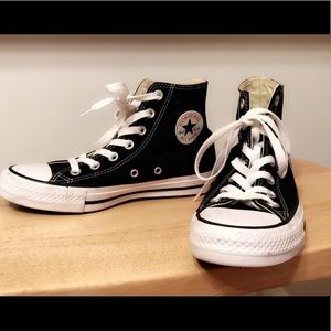 Converse hightop size 6